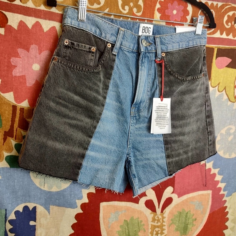 BDG Pax High Rise Denim Shorts Color Block Urban Outfitters Size 29 - Picture 2 of 12